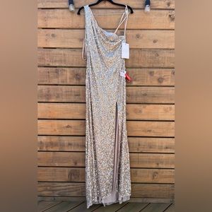 NWT Mac Duggal sequined one shoulder maxi length gown, nude 10729, Sz 8